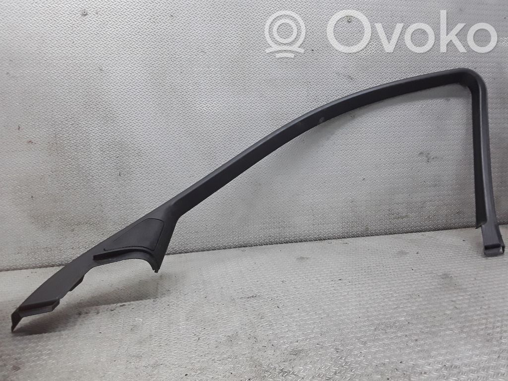 Muu etuoven verhoiluelementti   5135703363012