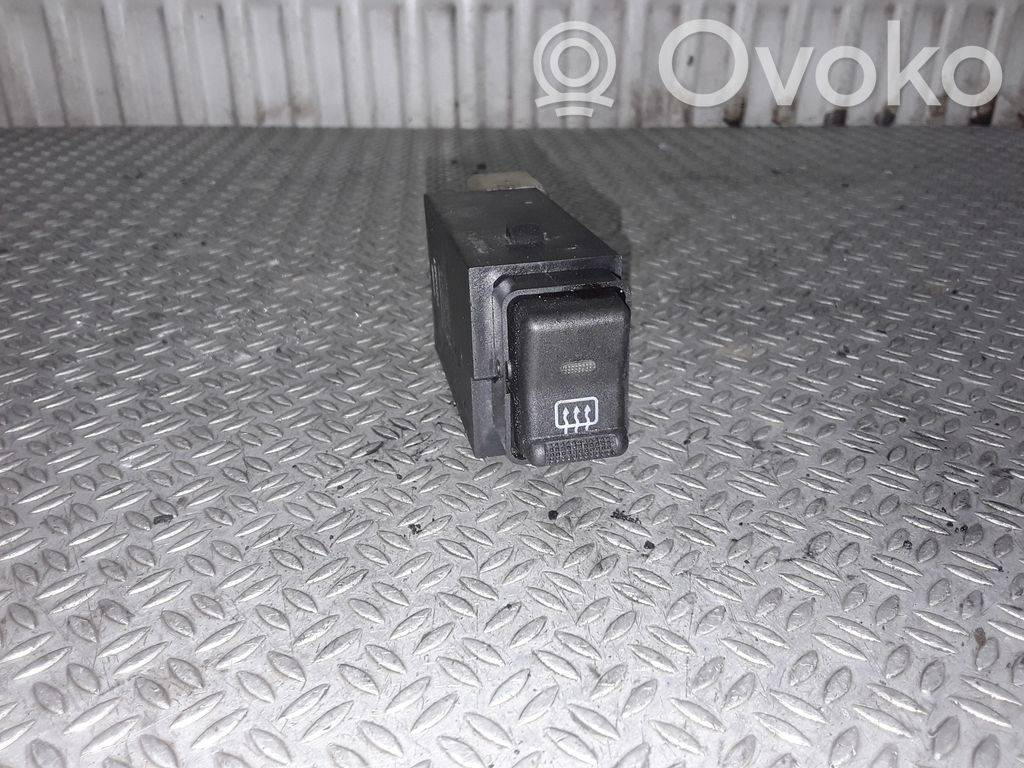 Chrysler PT Cruiser Windscreen/window heater switch 