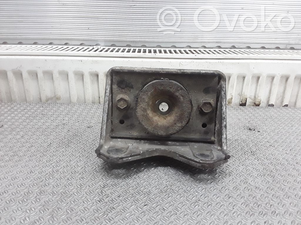 Renault Master II Engine mounting bracket 