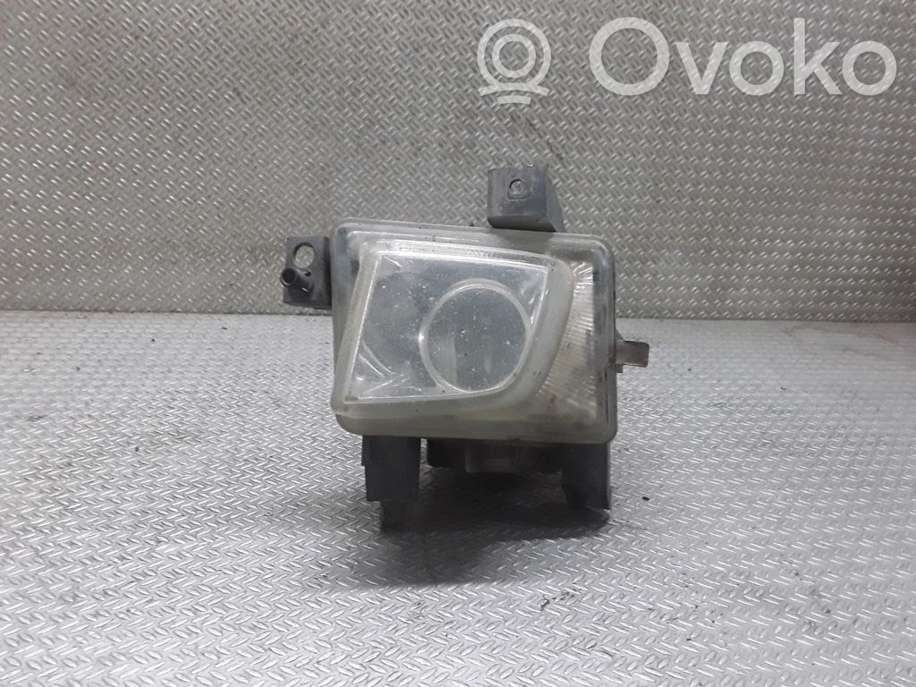 Feu antibrouillard avant   09185794
