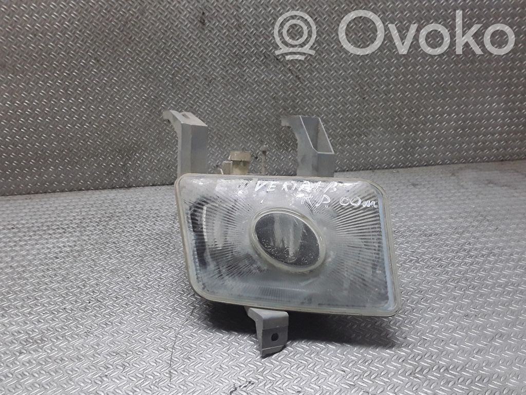 Opel Vectra B Miglas lukturis priekšā 