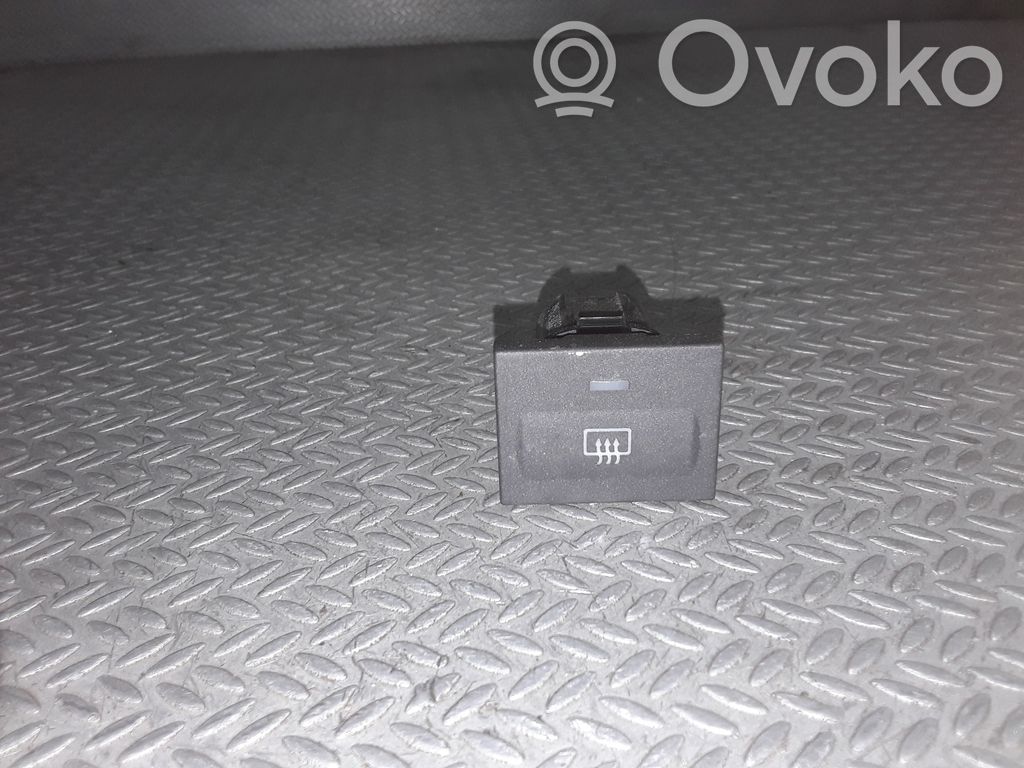 Ford Focus C-MAX Windscreen/window heater switch 