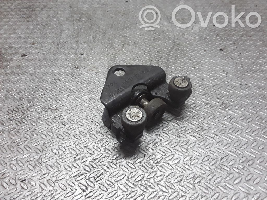 Opel Combo C Sliding door lower roller guide/hinge 