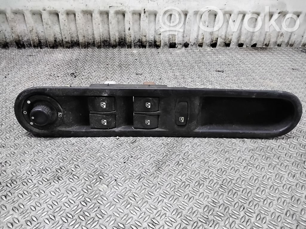 Renault Espace -  Grand espace IV Electric window control switch 