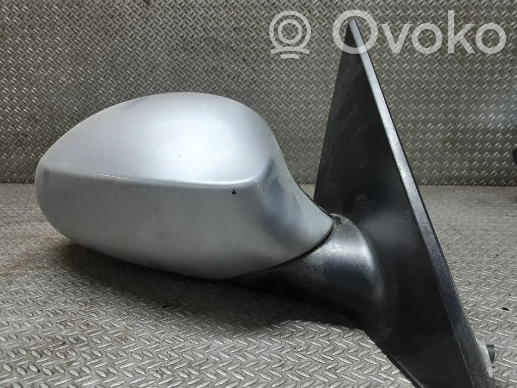 Front door electric wing mirror   E1010803
