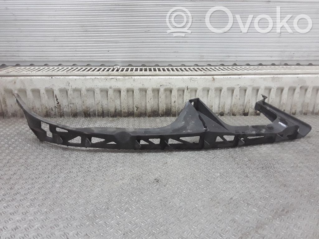Mazda 6 Moulure sous phares