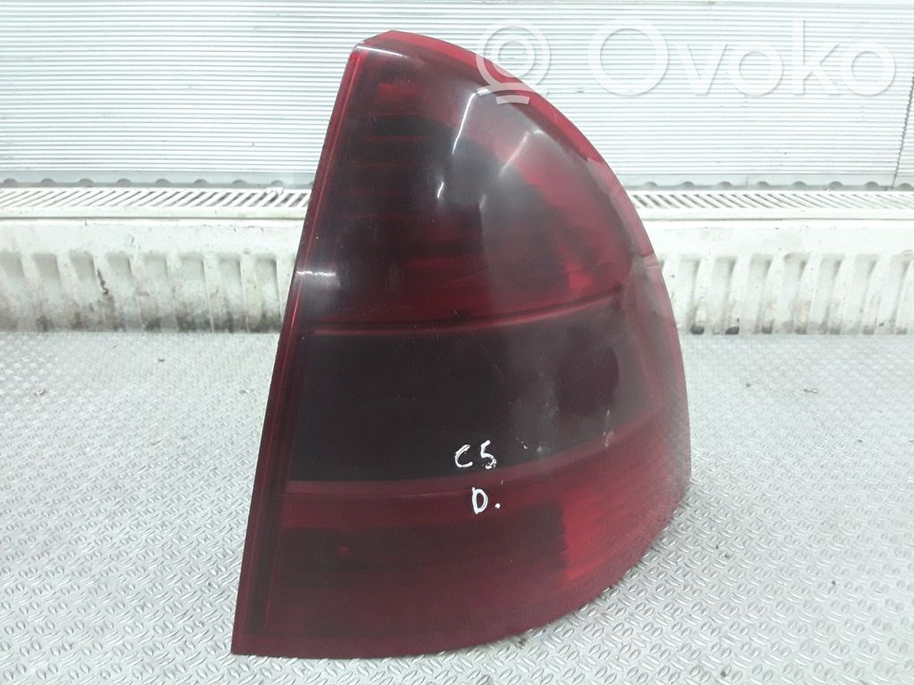 Citroen C5 Aizmugurējais lukturis virsbūvē 