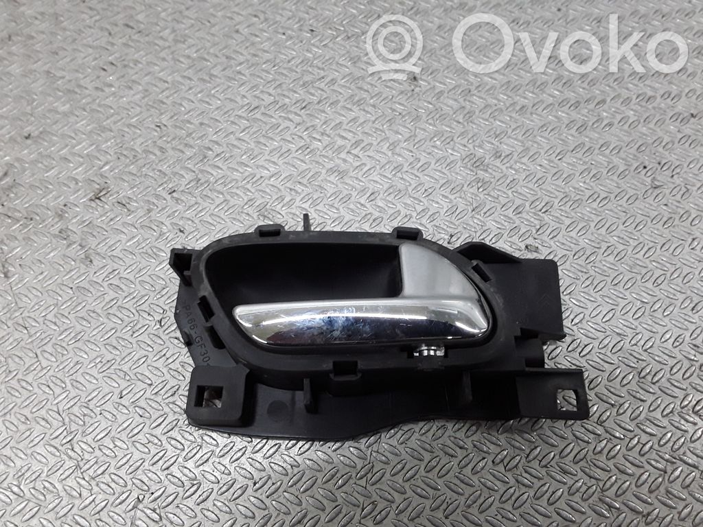 Peugeot 407 Front door interior handle 