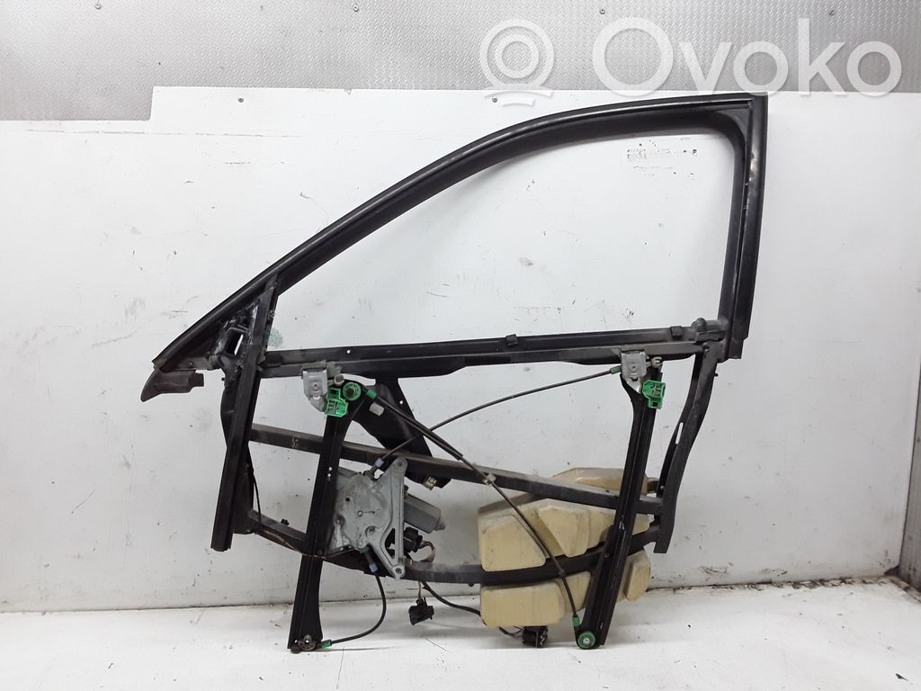 Audi A4 S4 B5 8D Regulador de puerta delantera con motor 