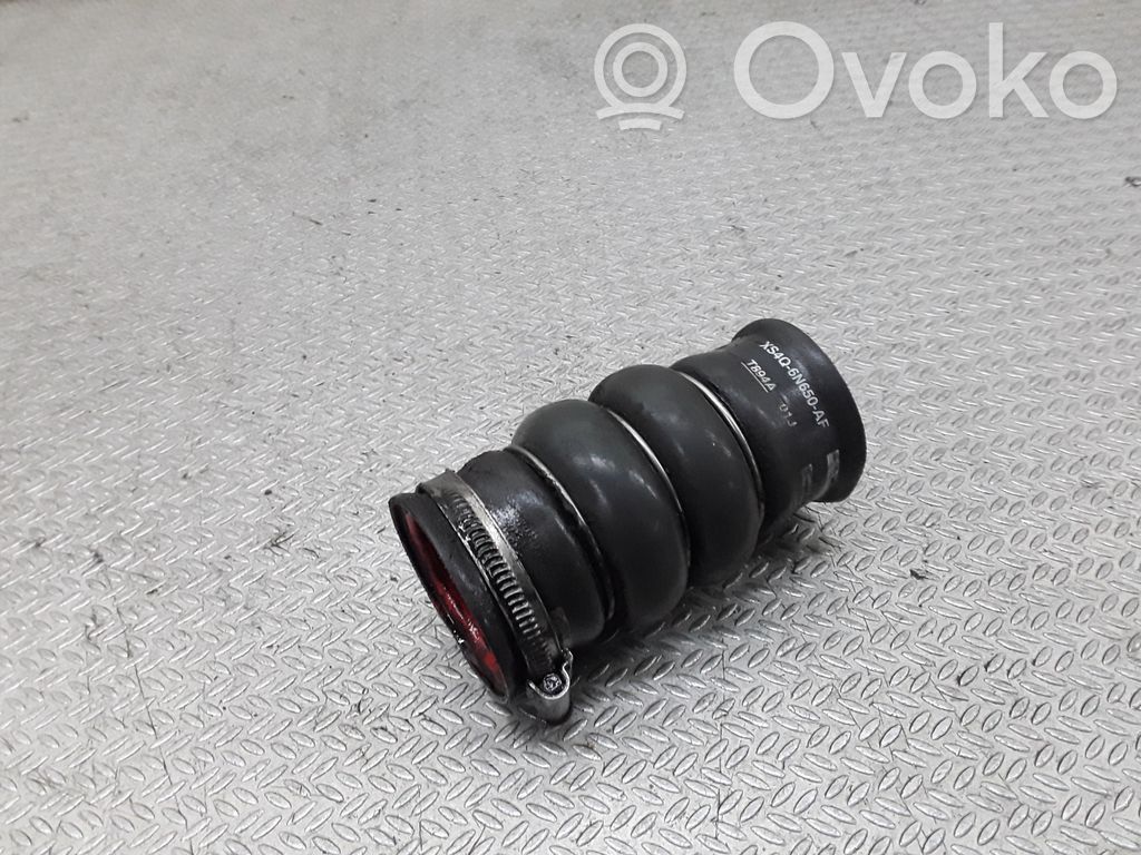 Ford Focus Manguera/tubo del intercooler 