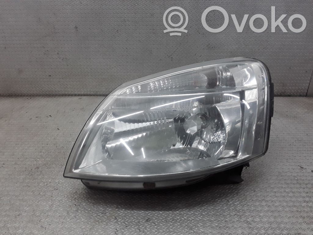 Peugeot Partner Lampa przednia 