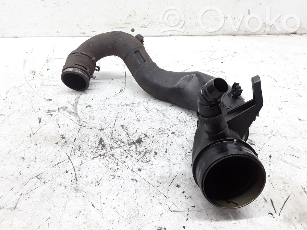 Volkswagen Golf IV Ansaugrohr Ansaugschlauch Turbolader 