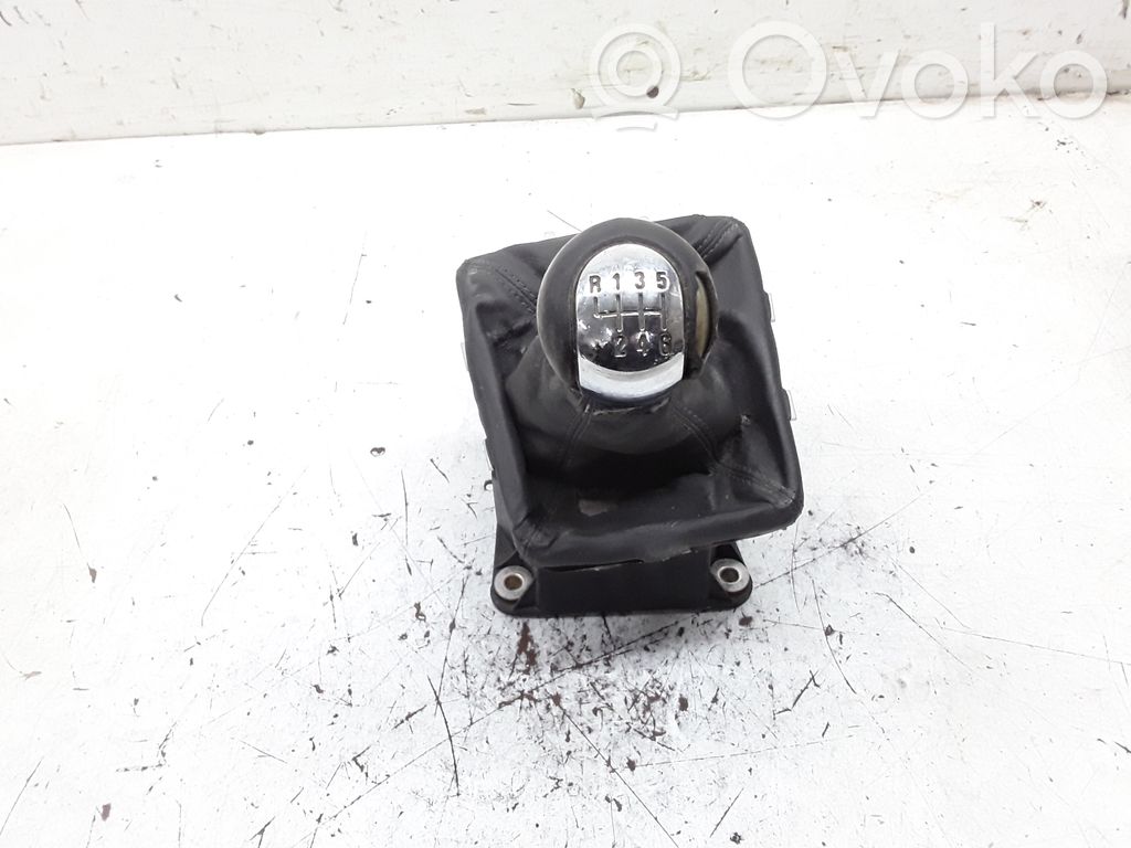 Gear shifter/selector   13106476