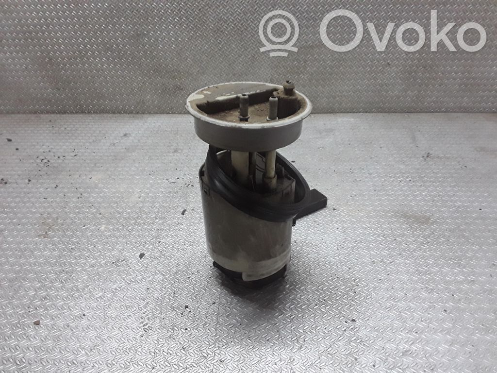 Audi A4 S4 B7 8E 8H Bomba interna de combustible 