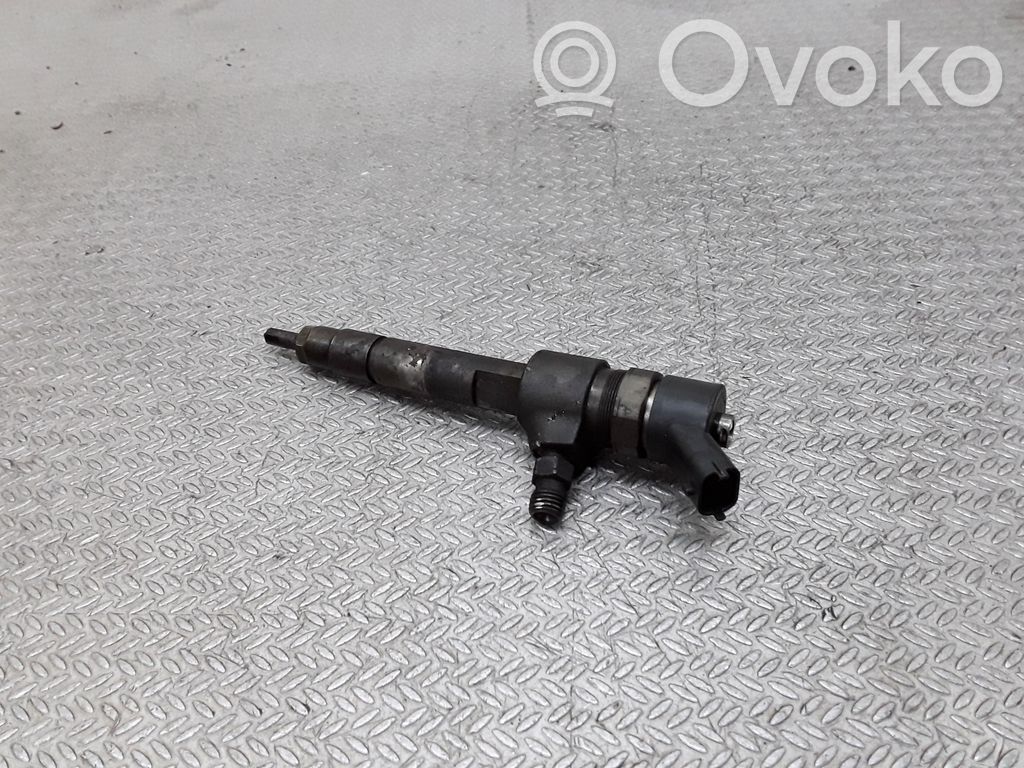Injecteur de carburant   0445110165