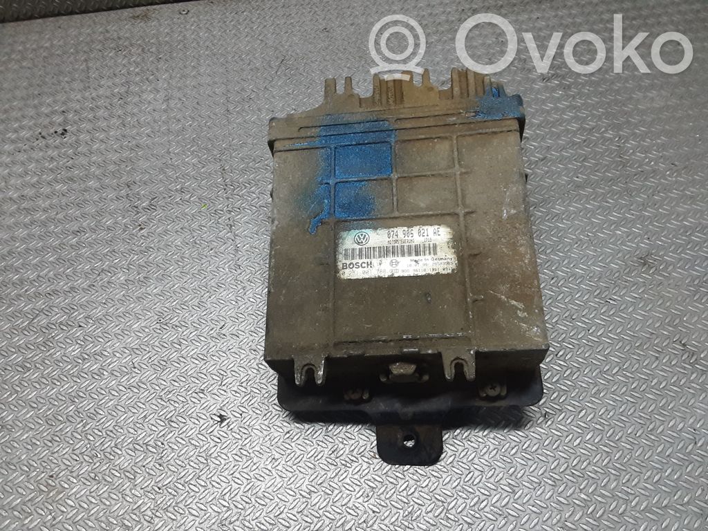 Volkswagen II LT Engine control unit/module 