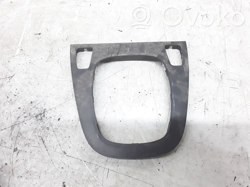 Contour de levier de vitesses   735364120