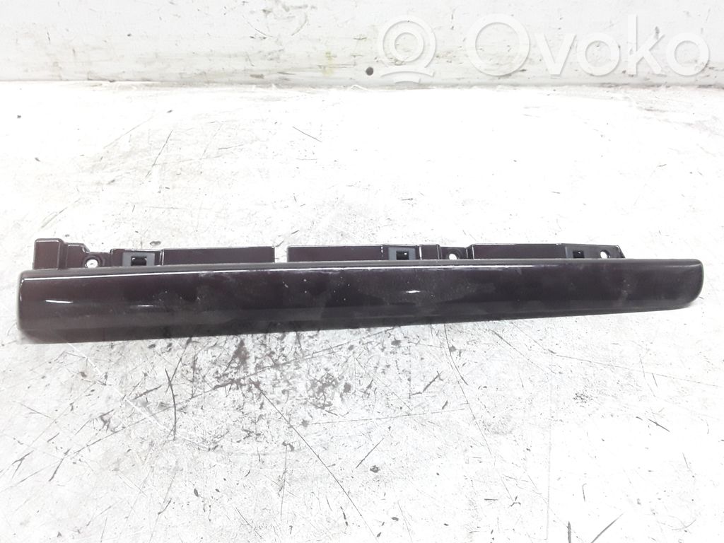 Panel trim   735382729