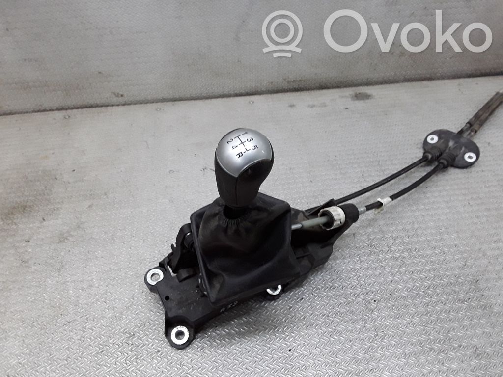 Ford Focus Gear shifter/selector 