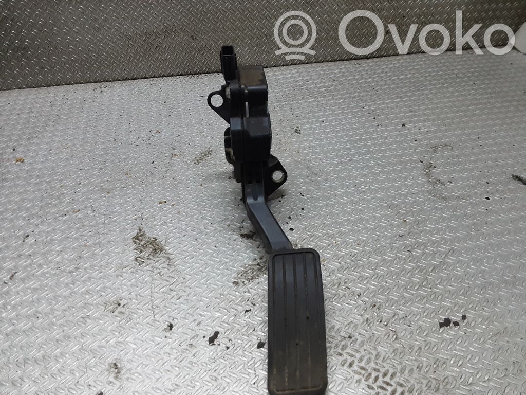 Pedal del acelerador   36010AG140