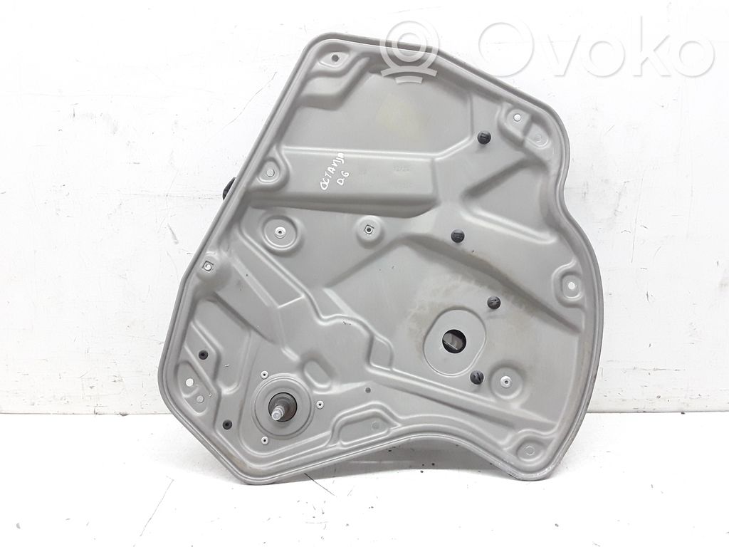 Regulador manual de la ventanilla trasera   117795G