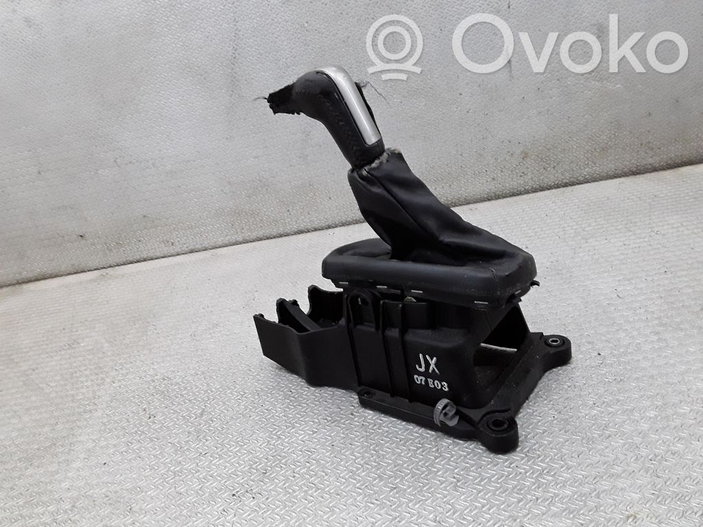 Gear shifter/selector