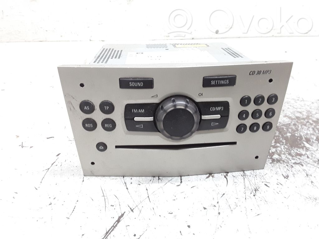 Radio / CD-Player / DVD-Player / Navigation   13254191