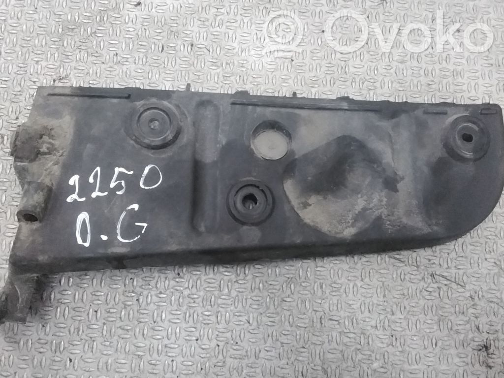 Audi A4 S4 B6 8E 8H Staffa di rinforzo montaggio del paraurti posteriore 