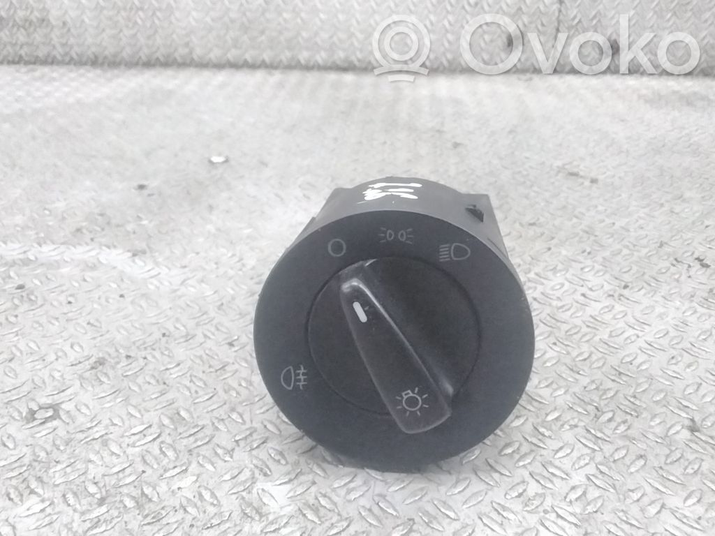 Light switch   1C0941531