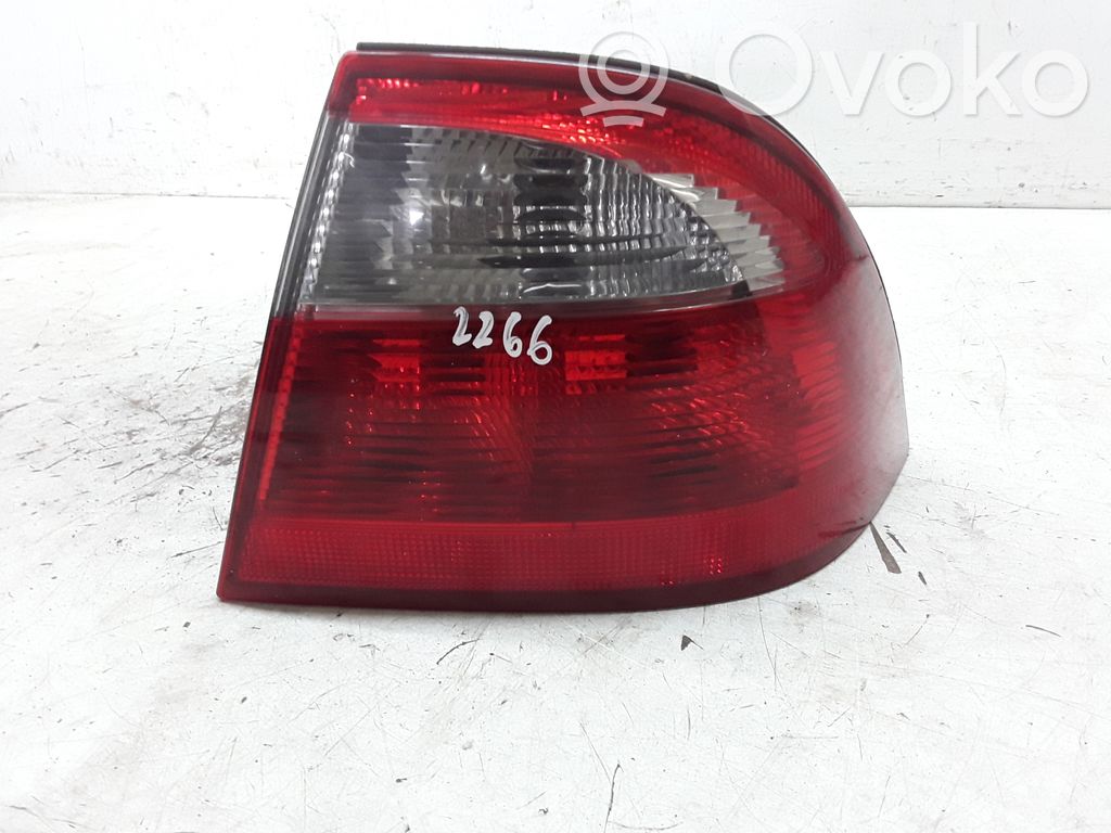 Saab 9-5 Feux arrière / postérieurs
