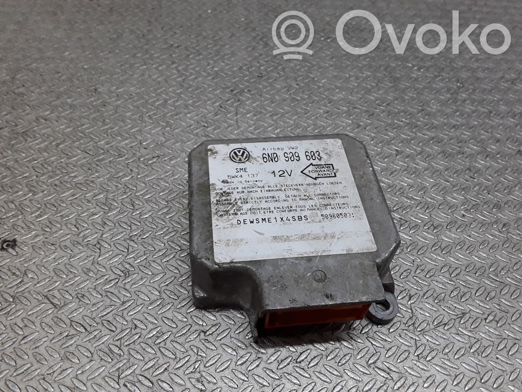 Module de contrôle airbag   6N0909603,5WK4137