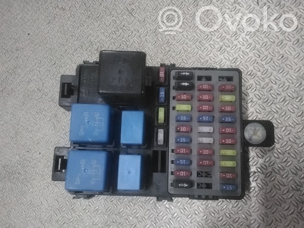 KIA Picanto Fuse module 