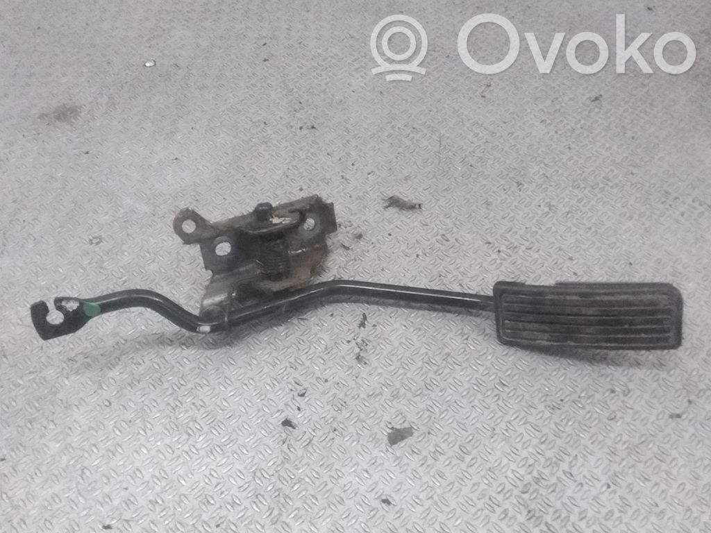 Pedală accelerație
