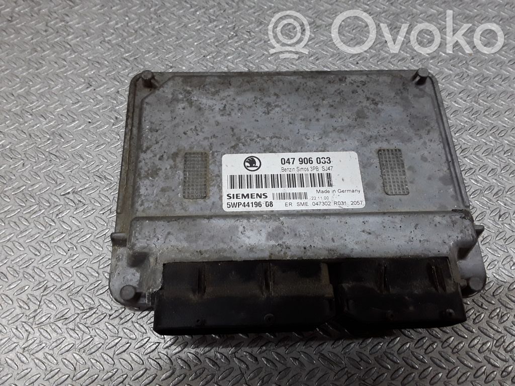 Engine control unit/module   047906033,5WP4419608