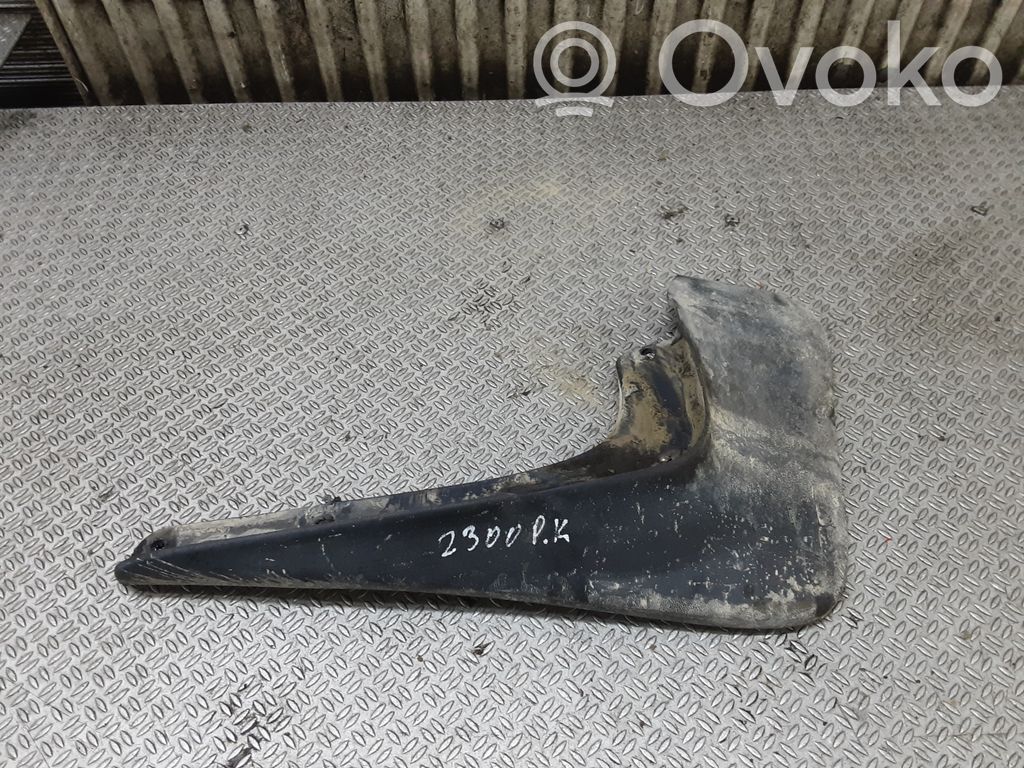 Priekšējais dubļusargs   9190790