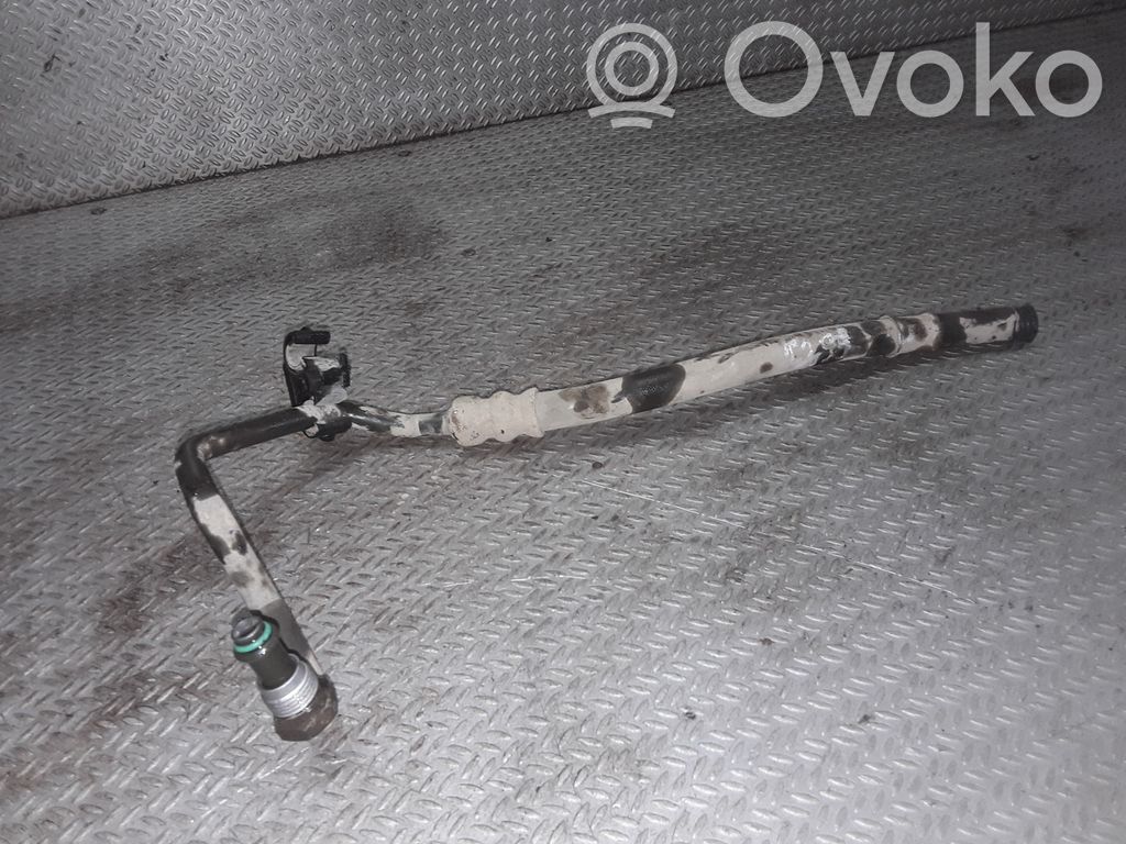 Power steering hose/pipe/line
