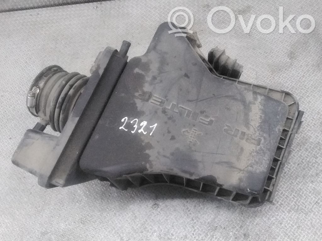 Air filter box