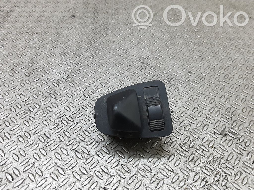 Wing mirror switch   613183736919