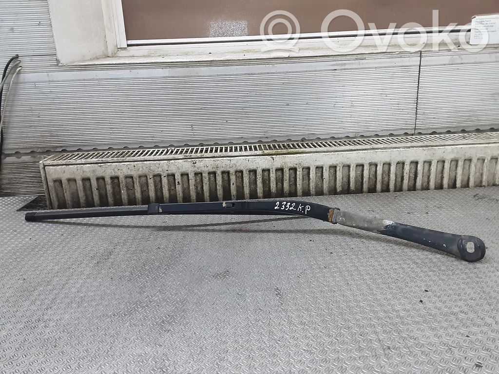 BMW 5 E39 Windshield/front glass wiper blade 