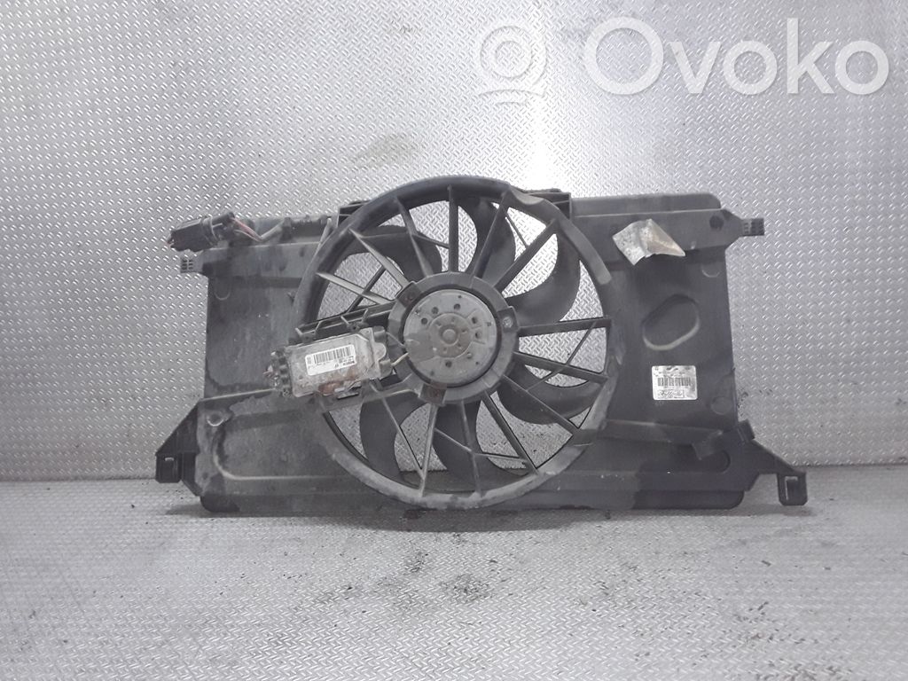Ford Focus Elektrisks radiatoru ventilators 