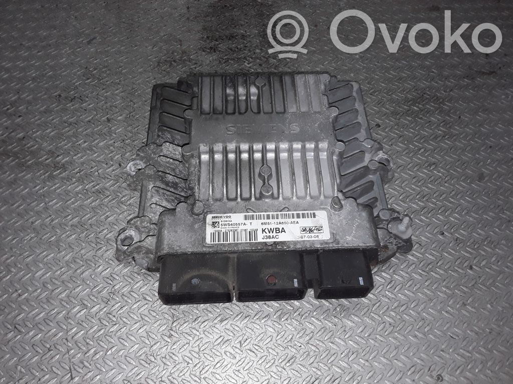 Ford Focus Engine control unit/module 