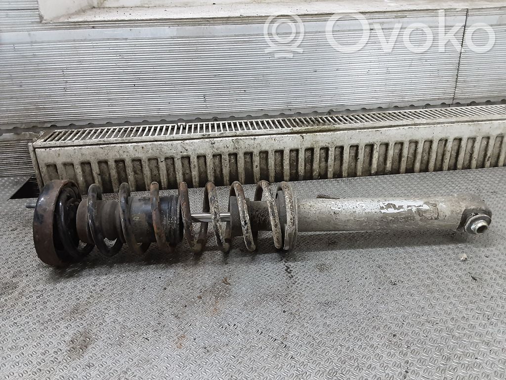 BMW 5 E39 Ansamblu amortizor cu arc spate 