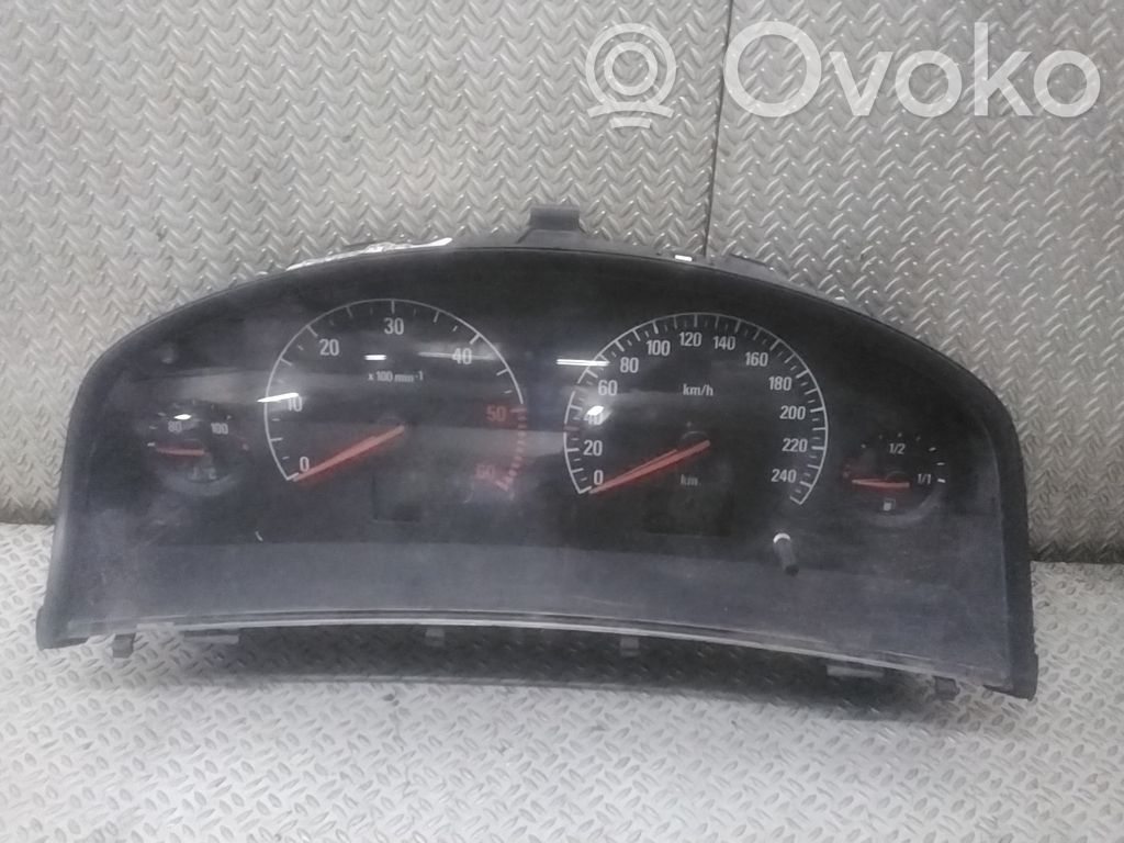Opel Vectra C Speedometer (instrument cluster) 