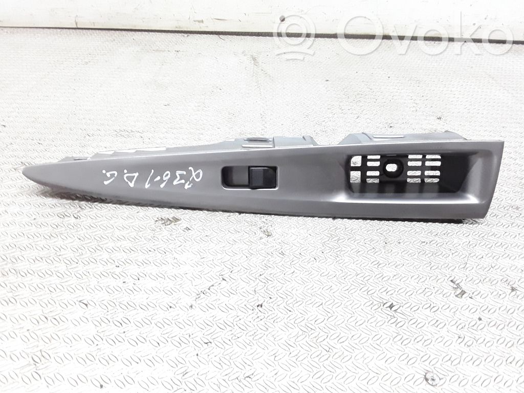 Mazda 2 Electric window control switch 