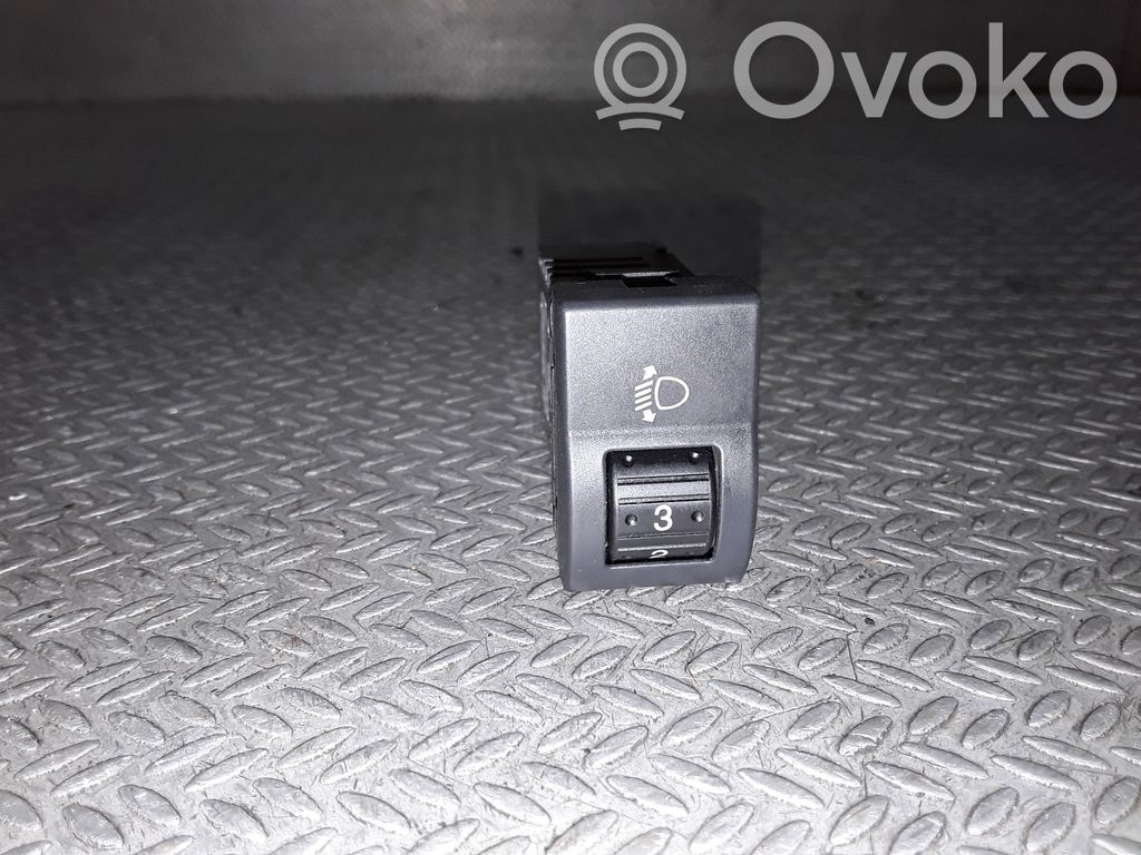 Mazda 3 I Headlight level height control switch 