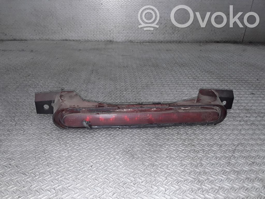 Ford Focus Third/center stoplight 