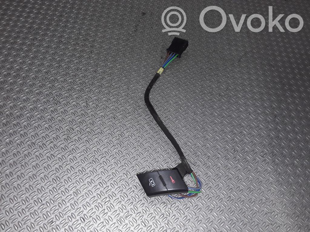 Audi A6 S6 C5 4B Central locking switch button 