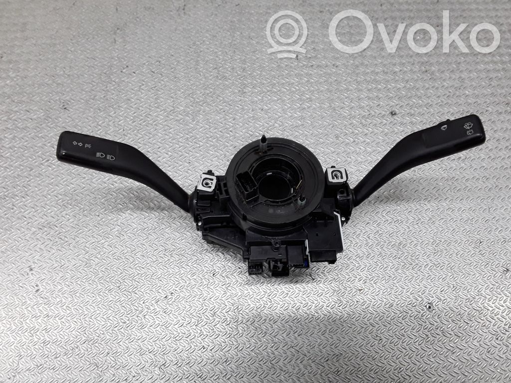 Volkswagen Golf V Interruptor/palanca de limpiador de luz de giro 