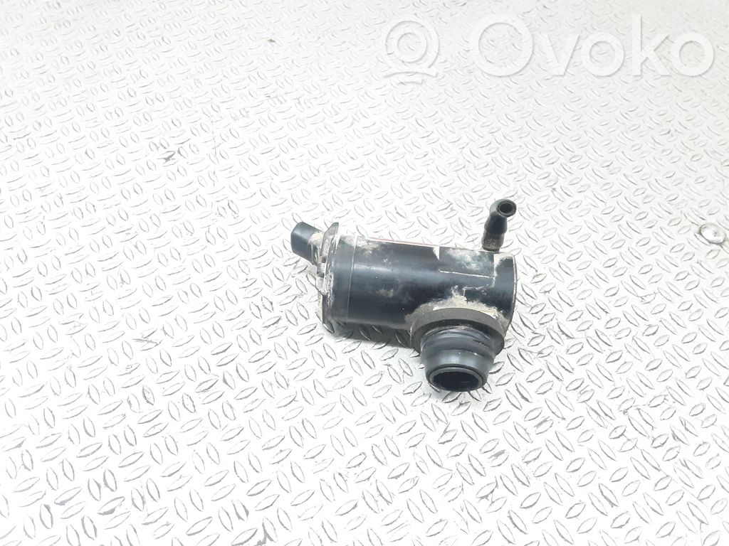 SsangYong Musso Windscreen/windshield washer pump 