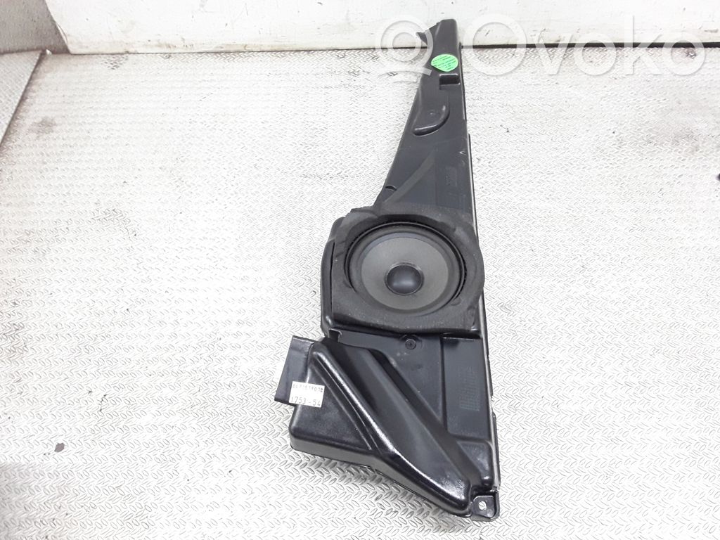 BMW 5 E39 Etuoven kaiutin 